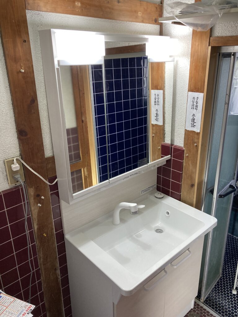高浜市H様邸　洗面台取替 5|[公式]住設チェンジャー|住宅設備を爆速で取り替え・交換工事