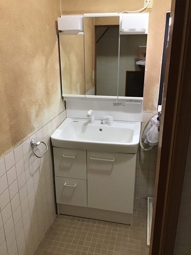 碧南市F様邸　洗面台取替 60|[公式]住設チェンジャー|住宅設備を爆速で取り替え・交換工事